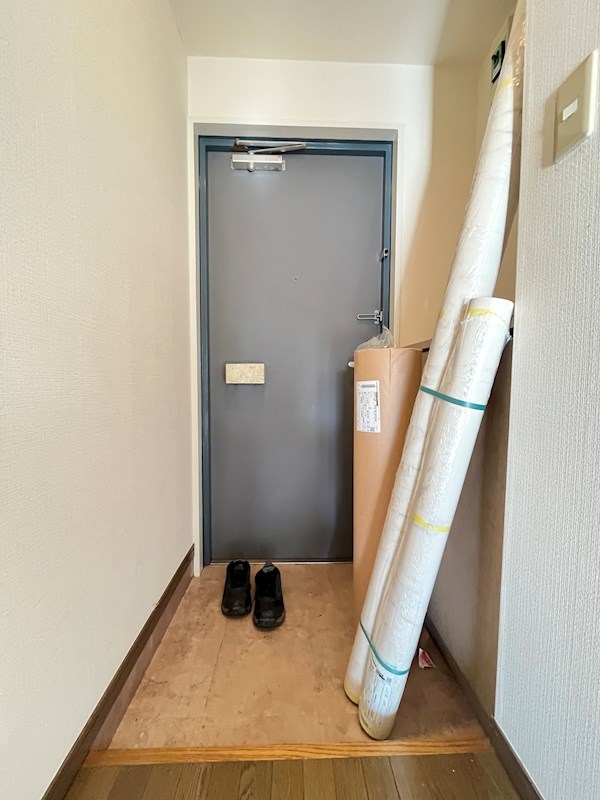 玄関　※参考写真