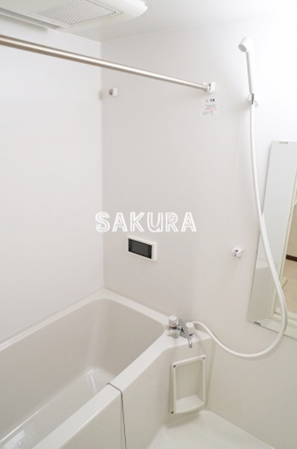 バス・シャワールーム　清潔感のある快適バスルーム♪