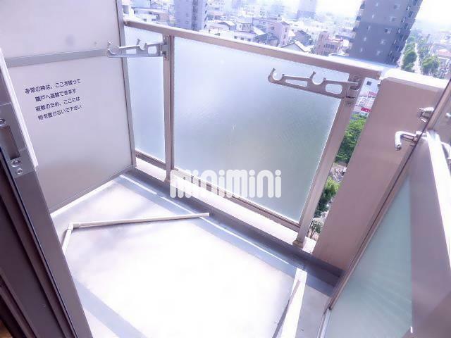 バルコニー　見晴らしのいいベランダです。