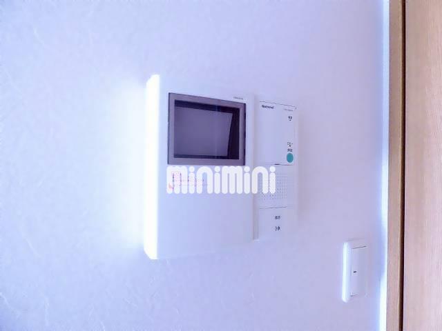 セキュリティ　オートロック付、ＴＶＩモニターホンです。