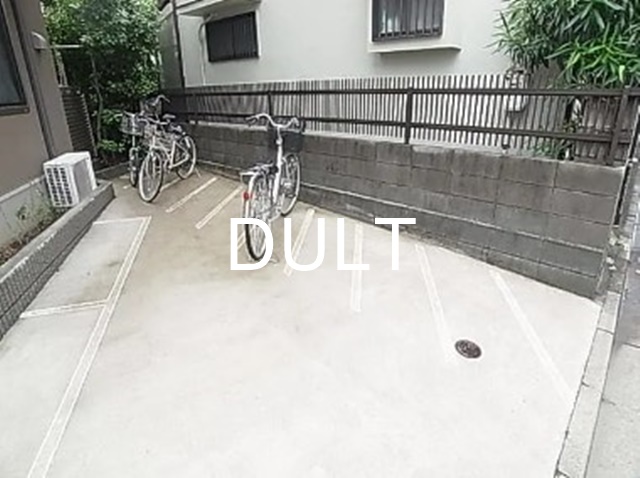 その他共有部分　駐輪場です。