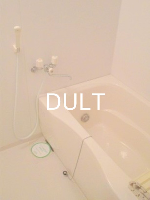 バス・シャワールーム　バスルームです。