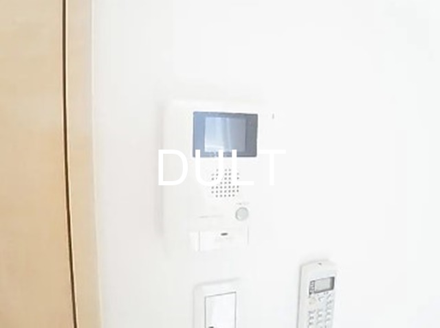 セキュリティ　モニター付きインターホンです。