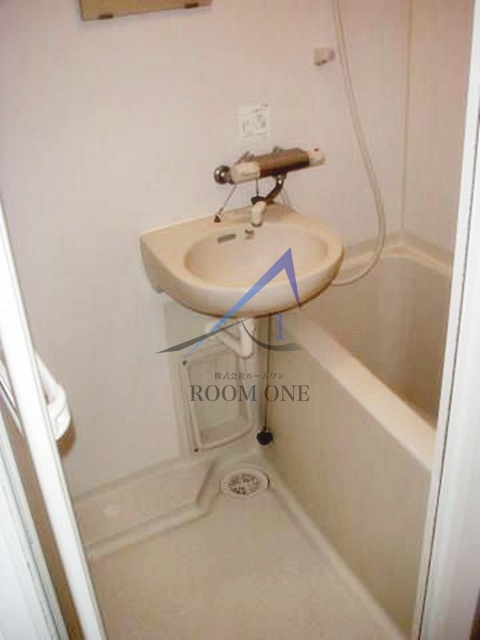 バス・シャワールーム　お風呂です。