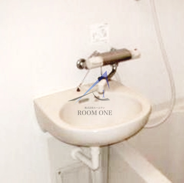 洗面設備　洗面台です。