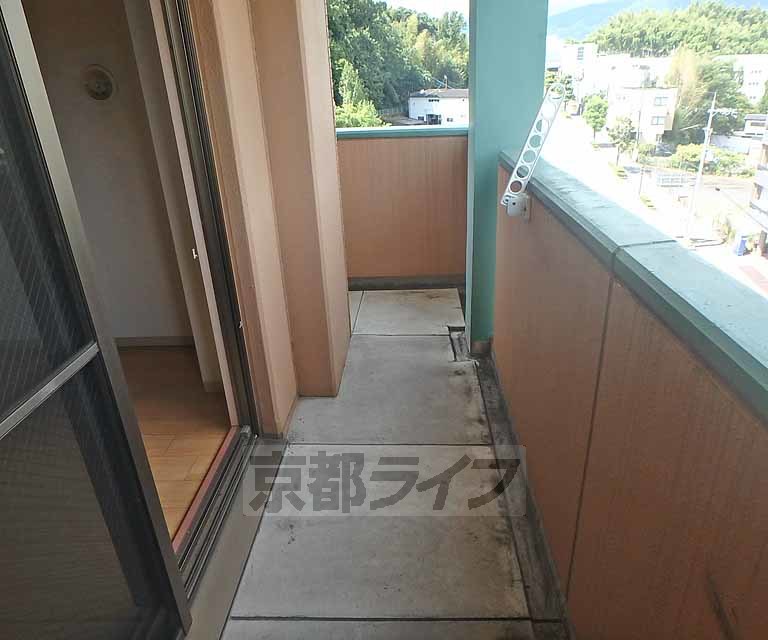 バルコニー　バルコニーも広めです