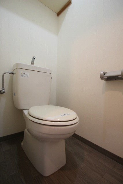 トイレ　同物件別室です