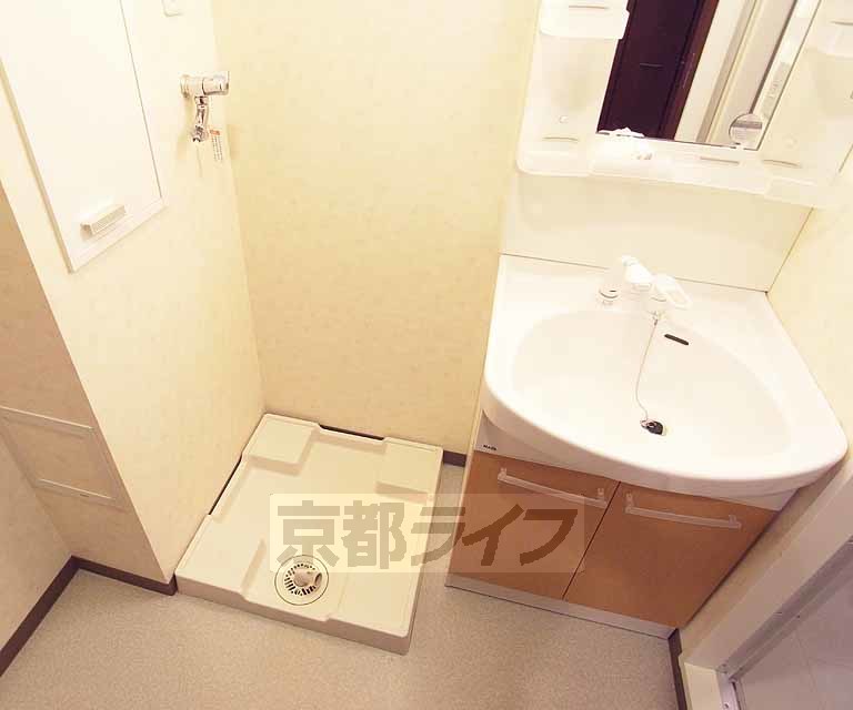 その他設備　脱衣所スペースに洗濯機設置可能！