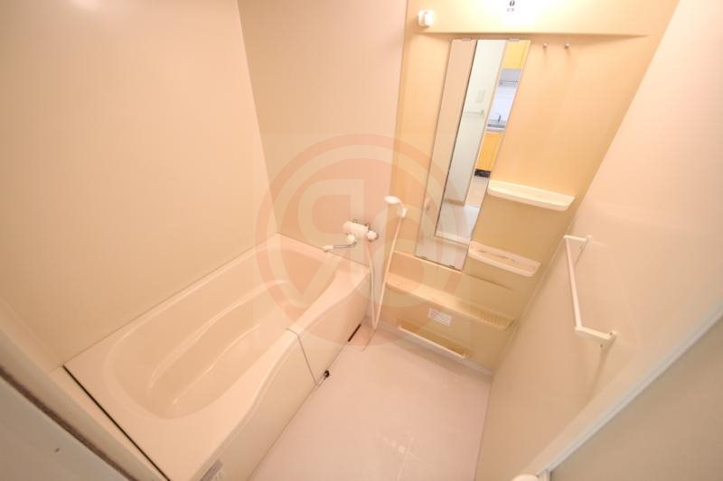 バス・シャワールーム　ゆったり過ごせるお風呂です