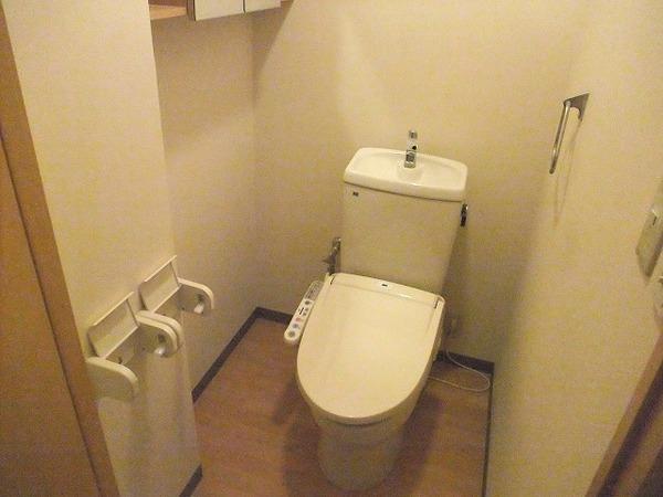 トイレ　ウォシュレット！