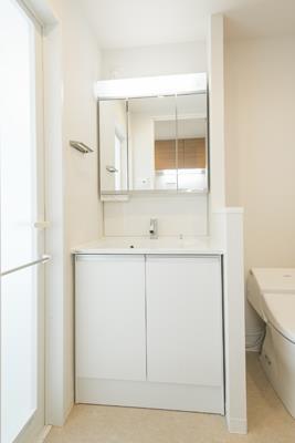 洗面設備　弊社は都内全域の物件をご紹介可能です！