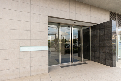 エントランス　弊社は都内全域の物件をご紹介可能です！