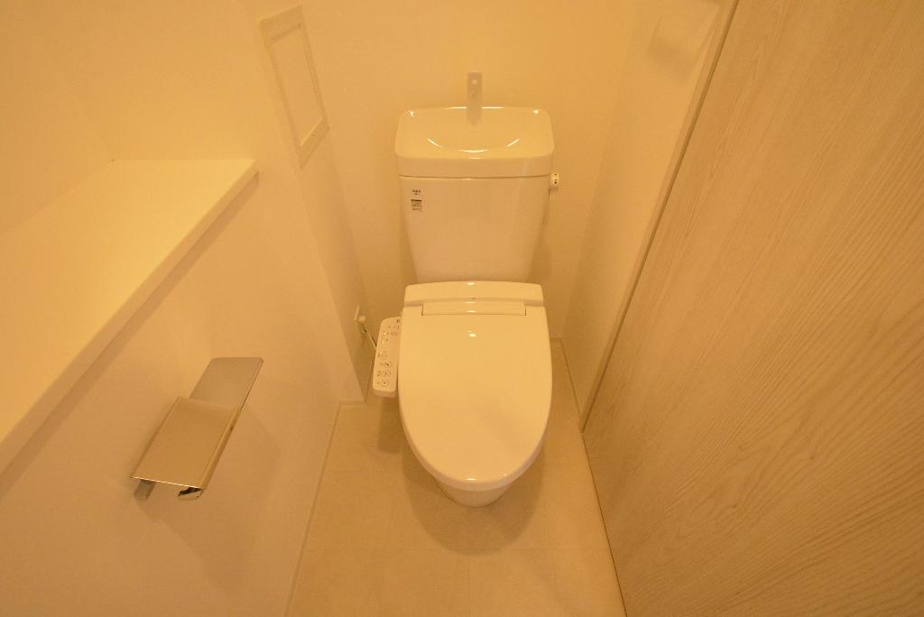 トイレ　シャワー付トイレ