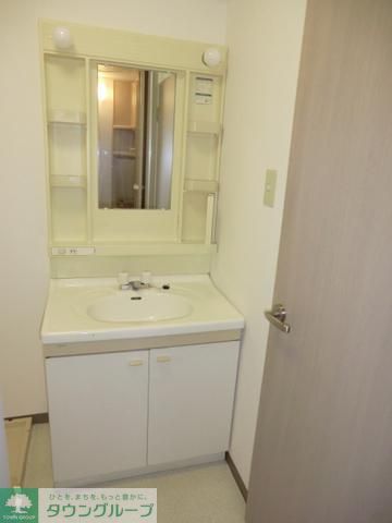 洗面設備　嬉しい独立洗面台完備