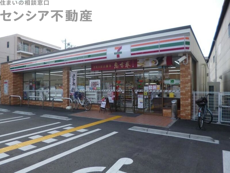 コンビニ　セブンイレブンJR徳庵駅西店（コンビニ）まで82m
