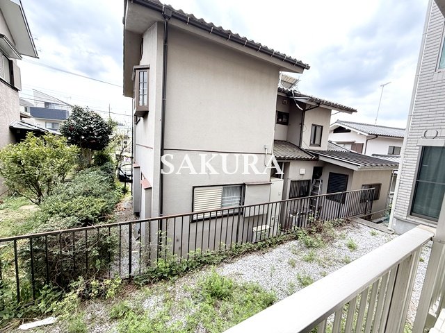 バルコニー　便利で嬉しいバルコニー付き♪