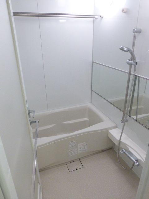 バス・シャワールーム　バス※別部屋参考写真