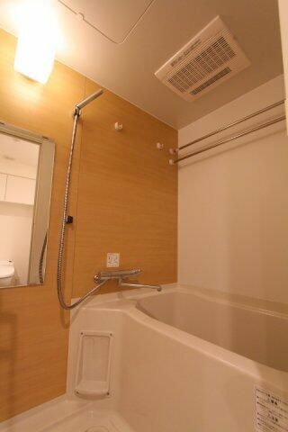 バス・シャワールーム　ゆっくりとバスタイムをお楽しみください♪