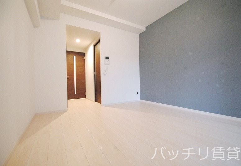 居室・リビング　別号室の画像。現況優先。