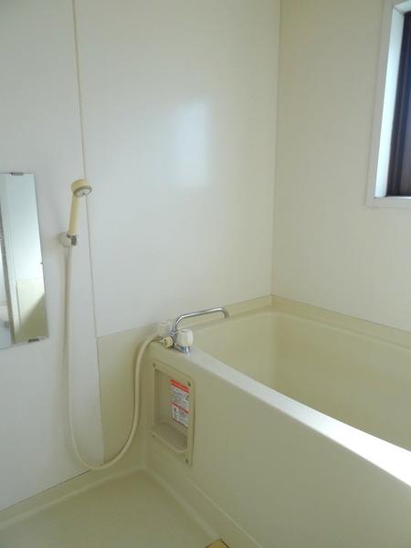 バス・シャワールーム　★一人には贅沢な広さ★