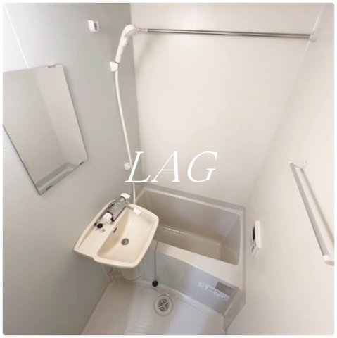 バス・シャワールーム　お風呂です。