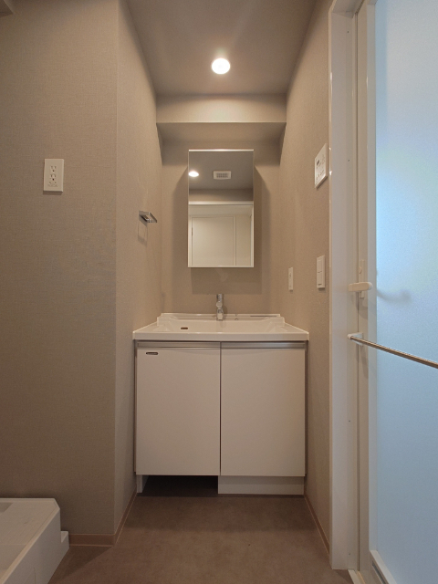 洗面設備　同タイプ