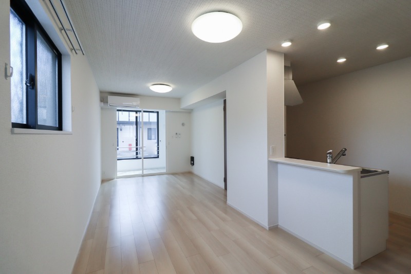 居室・リビング　図面と現状に相違がある場合には現状を優先