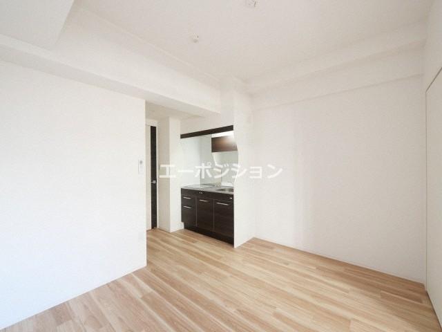 居室・リビング　セレニテ桜川駅前プリエ