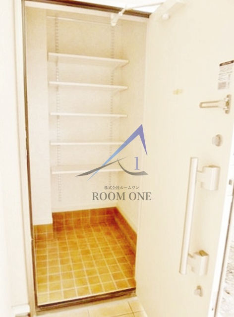 玄関　玄関です。