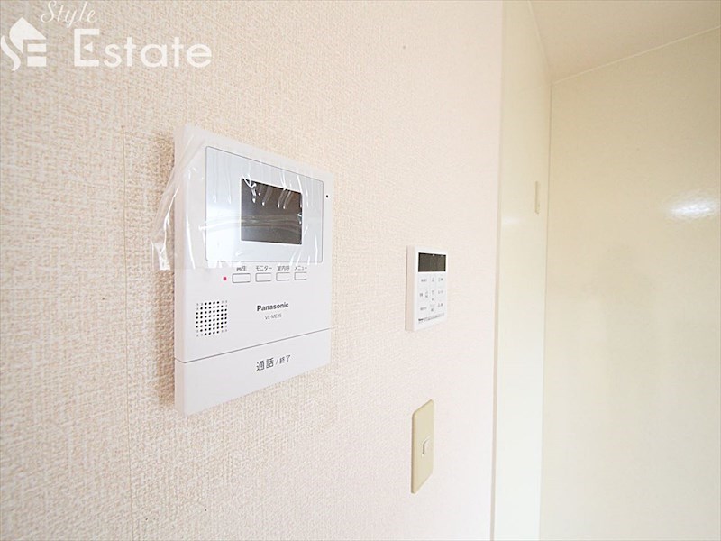セキュリティ　モニター付きインターホン
