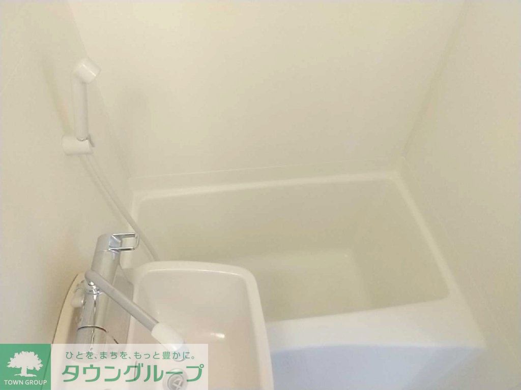 バス・シャワールーム　※設備・仕様は現況と異なる場合があります。