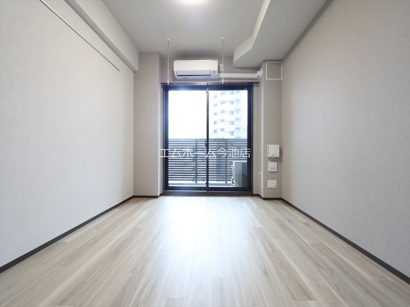 その他部屋・スペース　洋室6.0帖　エアコン付　収納充実　バルコニー