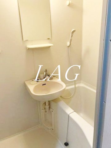 バス・シャワールーム　お風呂です。