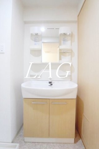 洗面設備　洗面台です。
