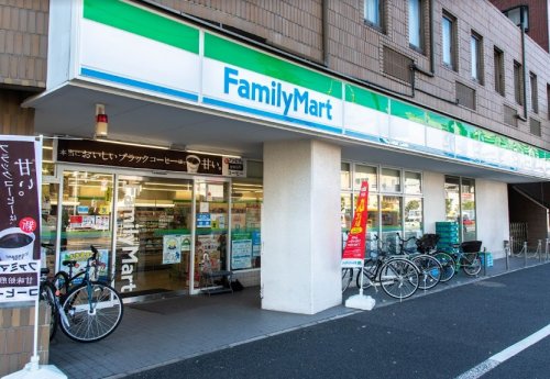 コンビニ　ファミリーマート 葛西駅北店（コンビニ）まで755m