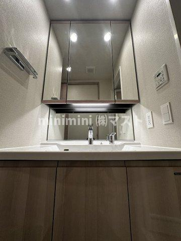 洗面設備　他号室参考写真です