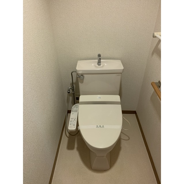 トイレ　洗浄便座
