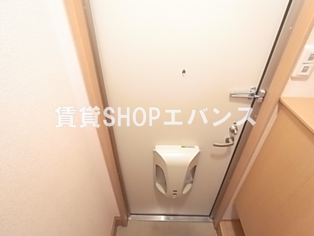 玄関　落ち着いた玄関です