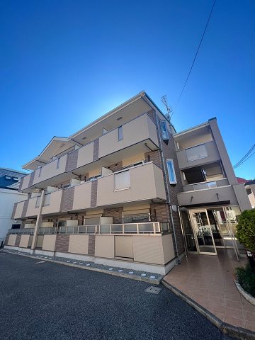 建物外観　落ち着いた雰囲気の外観です