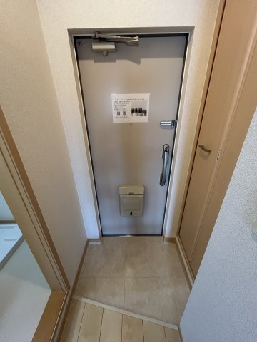 玄関　シンプルで使いやすい玄関です