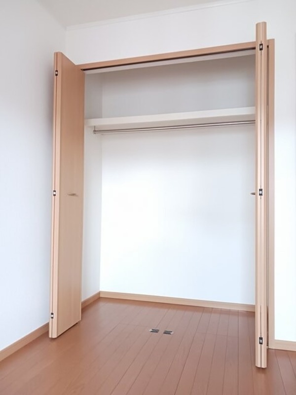 収納　図面と現状に相違がある場合には現状を優先