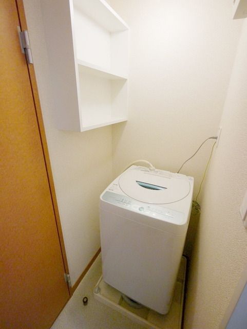 洗面設備　室内洗濯機置場あります♪