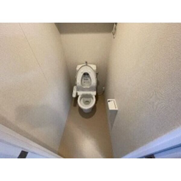 トイレ　トイレ　※同タイプの部屋のお写真です
