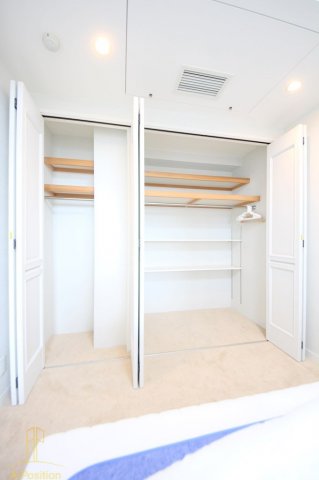 収納　OAPレジデンスタワー　西館