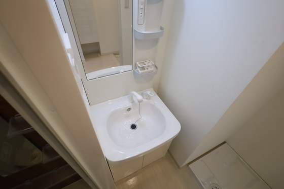 洗面設備　※別部屋の写真です