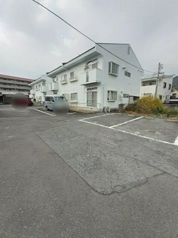 駐車場　駐車スペースもあります
