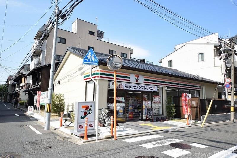 コンビニ　セブンイレブン油小路錦店（コンビニ）まで71m