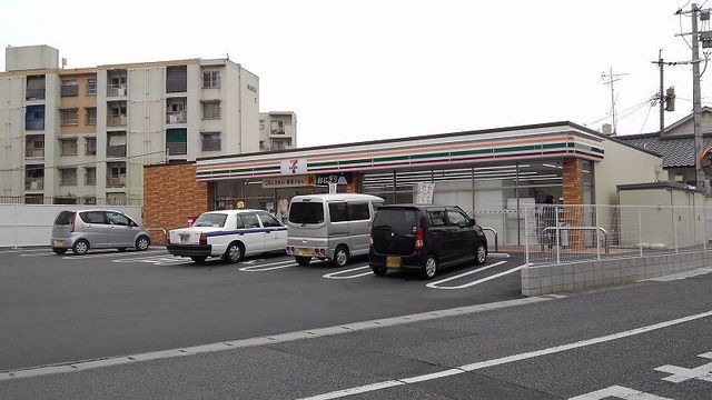 コンビニ　セブンイレブン（コンビニ）まで80m