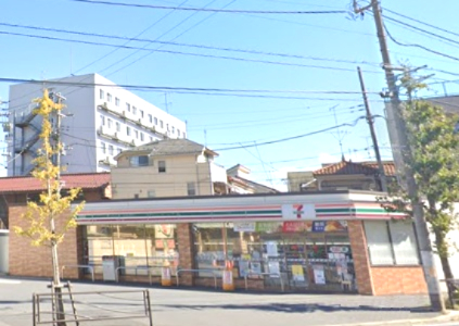 コンビニ　セブンイレブン 川崎浜町3丁目店（コンビニ）まで246m