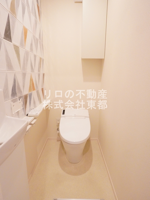 トイレ　洗浄・暖房便座付です！